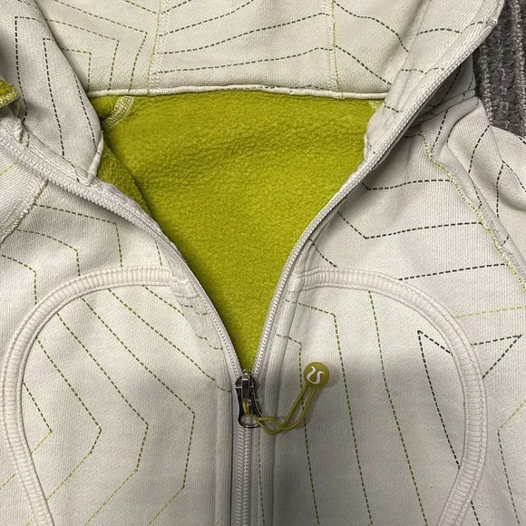 Lululemon Scooba Jacket size 6 - Picture 6 of 10